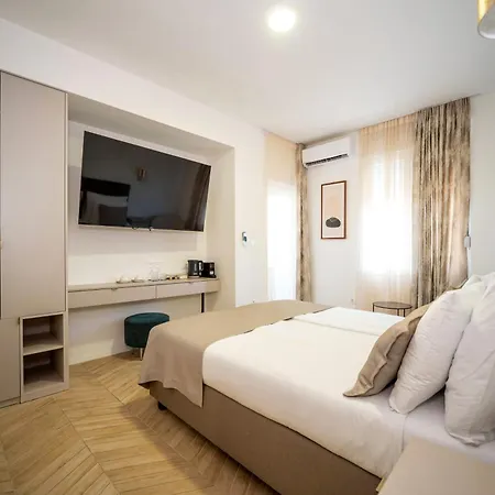 Vendégház Mariani Luxury In Center Split