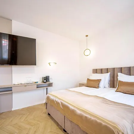 Penzion Mariani Luxury In Center *