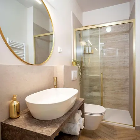 Penzion Mariani Luxury In Center 4*