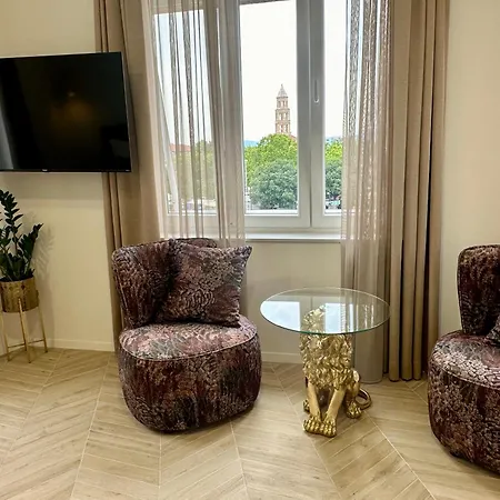 Mariani Luxury In Center