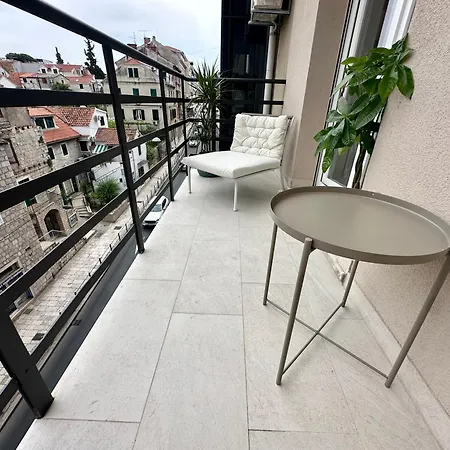 Mariani Luxury In Center *