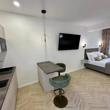 Mariani Luxury In Center Guest house *
